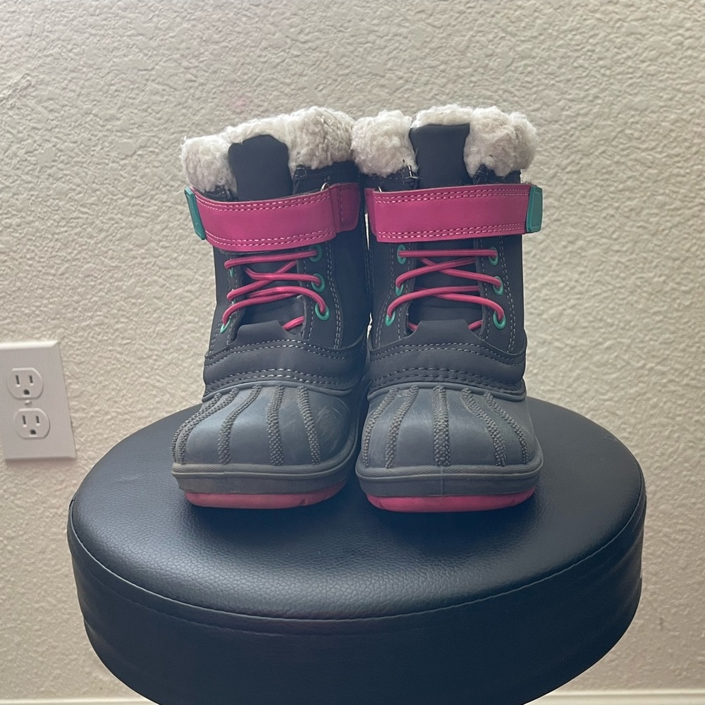 Cat & Jack thermolite boots.